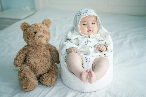 平湖宝宝多大可以喝纯牛奶